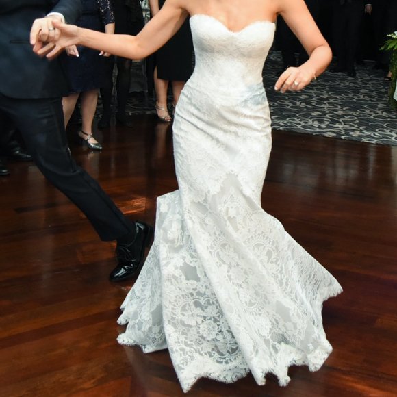 Suzanne Neville | Dresses | Suzane Neville Athena Wedding Dress | Poshmark
